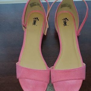 Womens pink flat sandals
